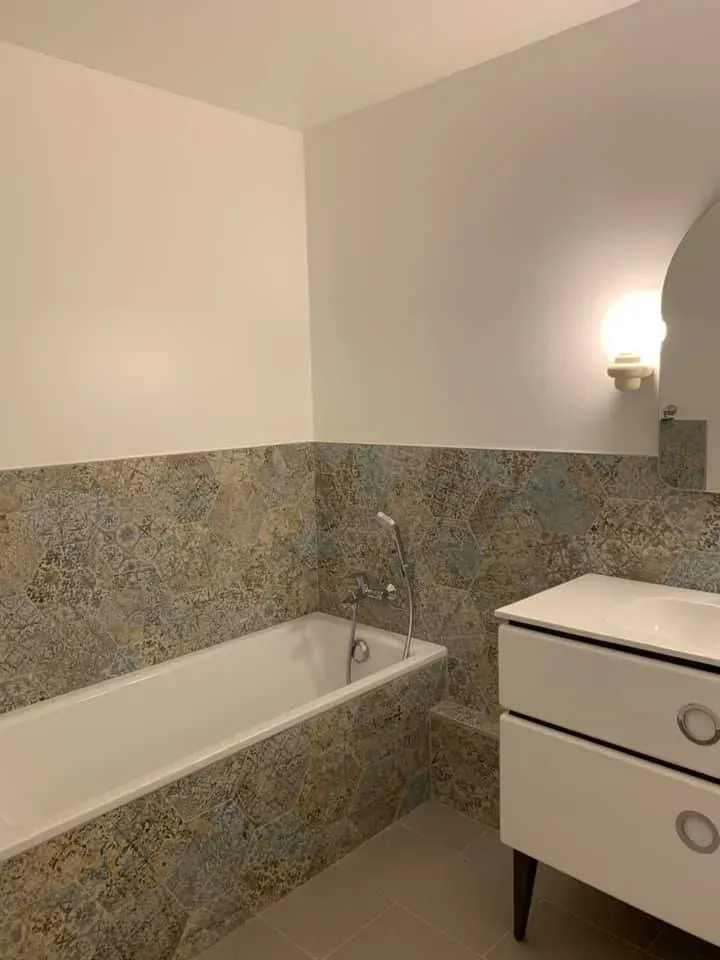 Salle de bain près de Lieusaint